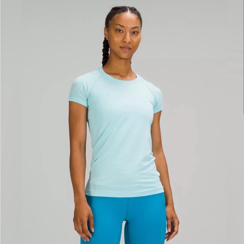 Swiftly Tech Lululemon top, short sleeve, race length
